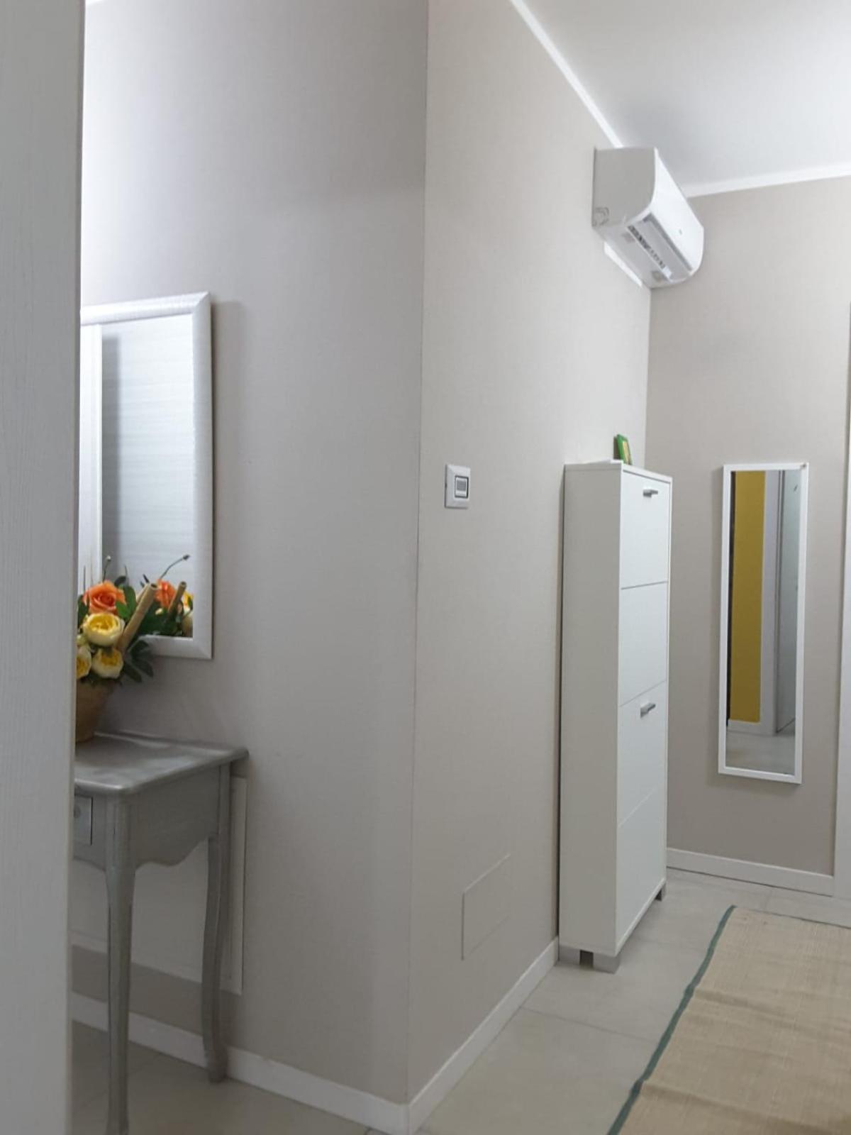 Lucrece Holiday Apartment Торино Екстериор снимка