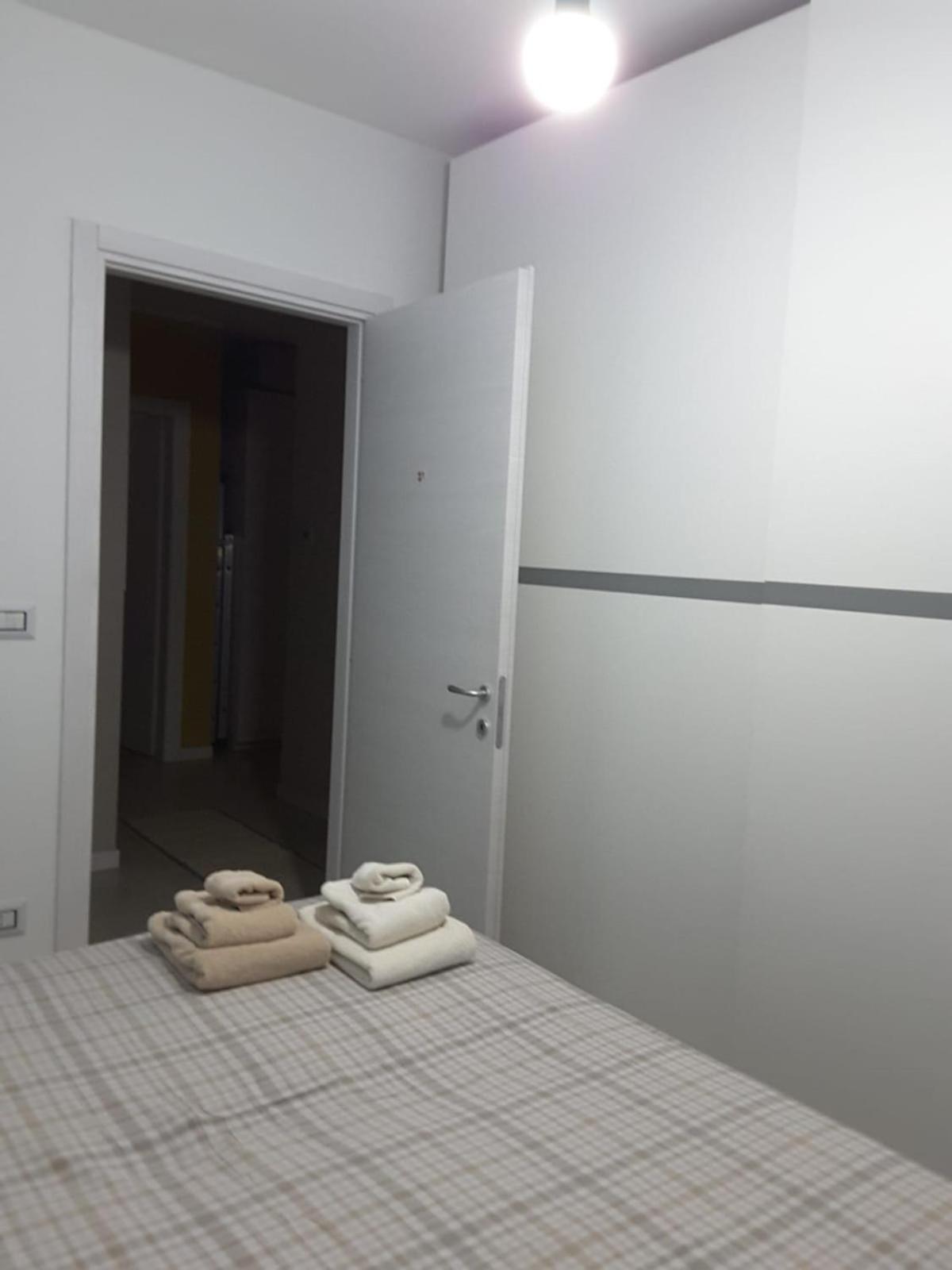 Lucrece Holiday Apartment Торино Екстериор снимка