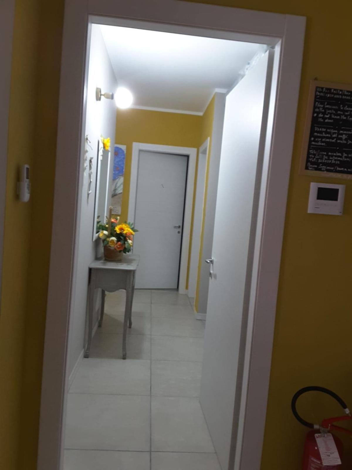 Lucrece Holiday Apartment Торино Екстериор снимка